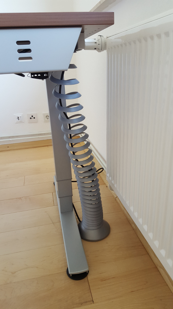 Desk cablespiral